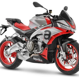 aprilia-tuono-660-2021-11