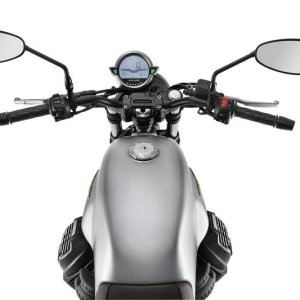 moto-guzzi-V7-Stone-Centenario-2021-8