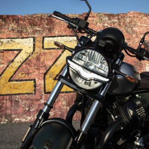 moto-guzzi-V9-Bobber-Centenario-2021-49