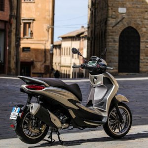 piaggio-beverly-300-2021-51