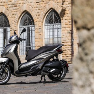 piaggio-beverly-300-2021-53