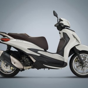 piaggio-beverly-hpe-300-2021-13