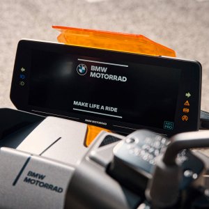 BMW CE 04-elektromos-robogo-2021-34