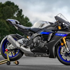 yamaha-yzf1000R1-spl-2022-5