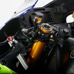 yamaha-r1-gtr-vr46-tribute-valentino-rossi-6