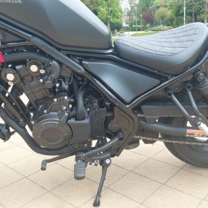 honda-cmx-500-rebel-2022-23