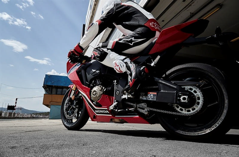 17YM CBR1000RR Fireblade