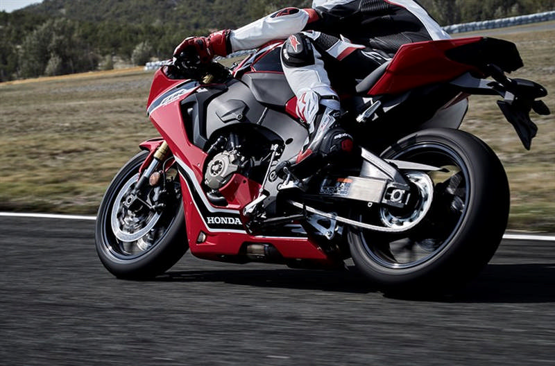 17YM CBR1000RR Fireblade