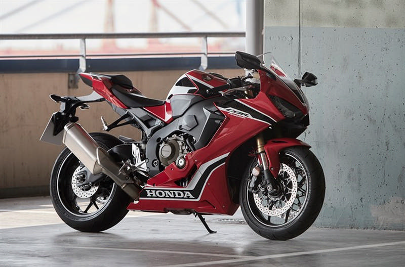 17YM CBR1000RR Fireblade