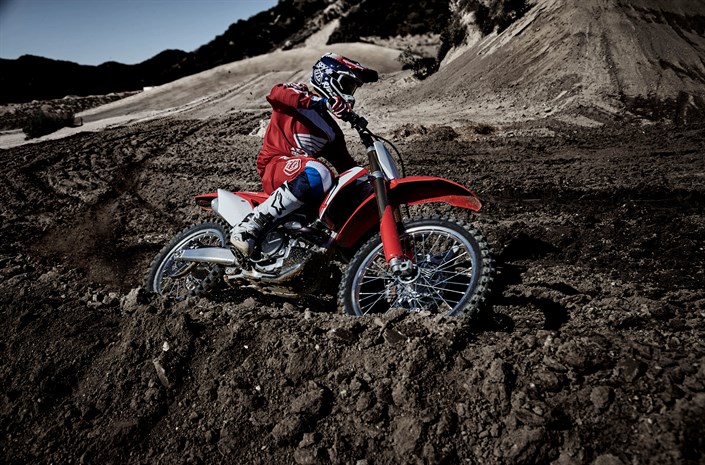 17YM CRF450R