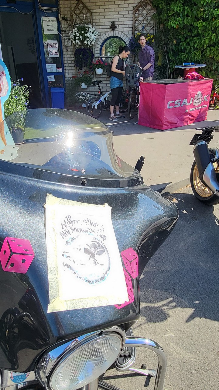19-nemzetkozi-noi-motoros-nap-felvonulas--08.jpg