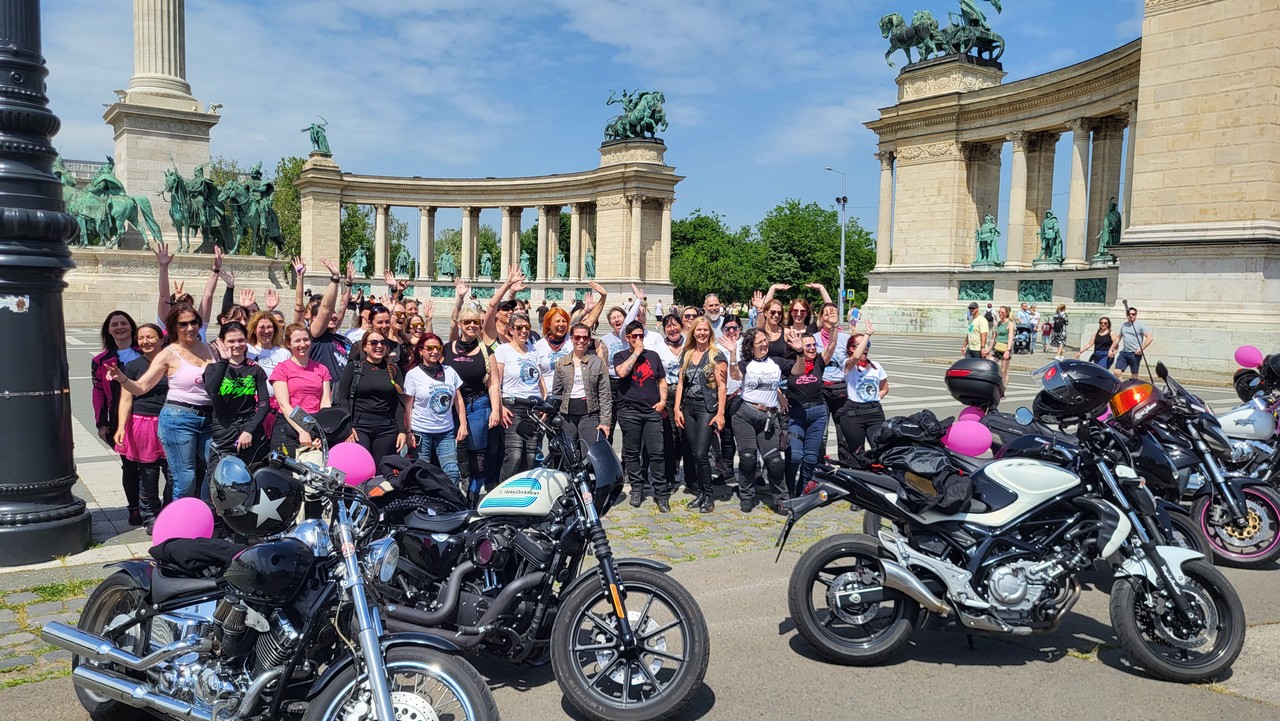 19-nemzetkozi-noi-motoros-nap-felvonulas--40.jpg