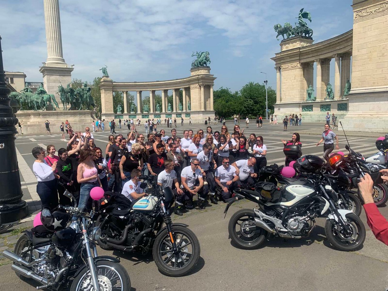 19-nemzetkozi-noi-motoros-nap-felvonulas--64.jpg