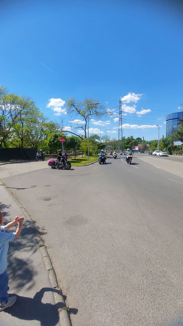 20-nemzetkozi-noi-motoros-nap-felvonulas-93.jpg
