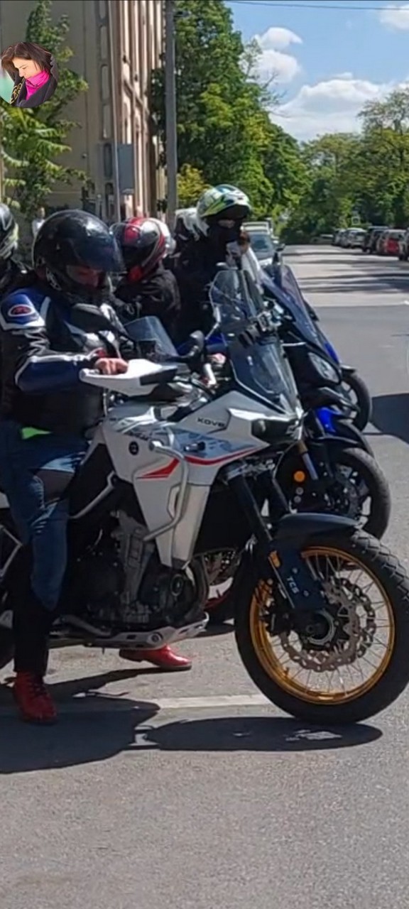 20-nemzetkozi-noi-motoros-nap-felvonulas-94.jpg