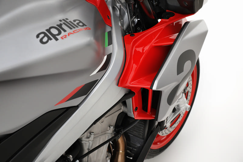 aprilia-tuono-660-2021-20