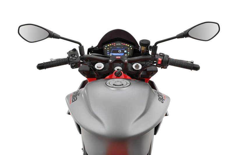 aprilia-tuono-660-2021-21