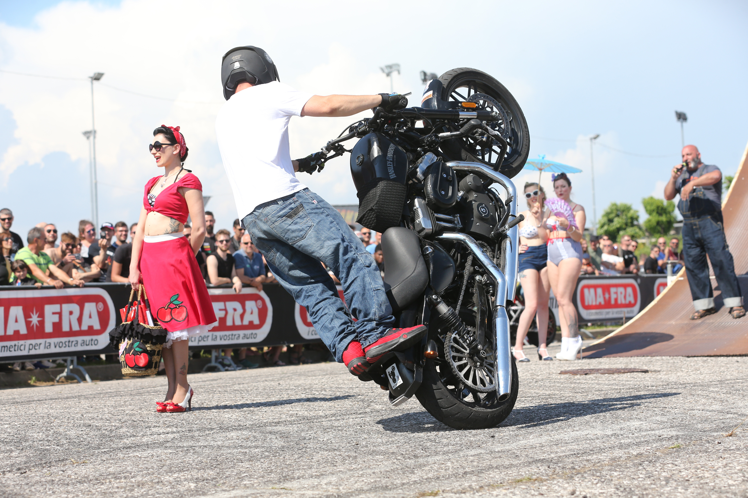 BIKER_FEST_32_STUNTMAN