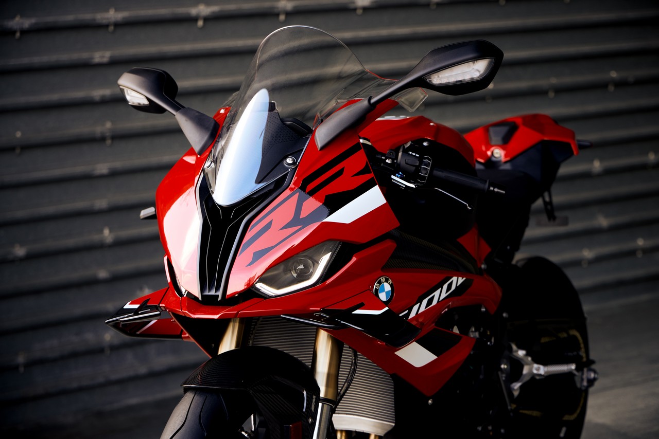 BMW-S1000RR-2023-28