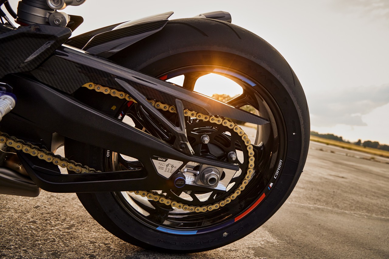 BMW-S1000RR-2023-35