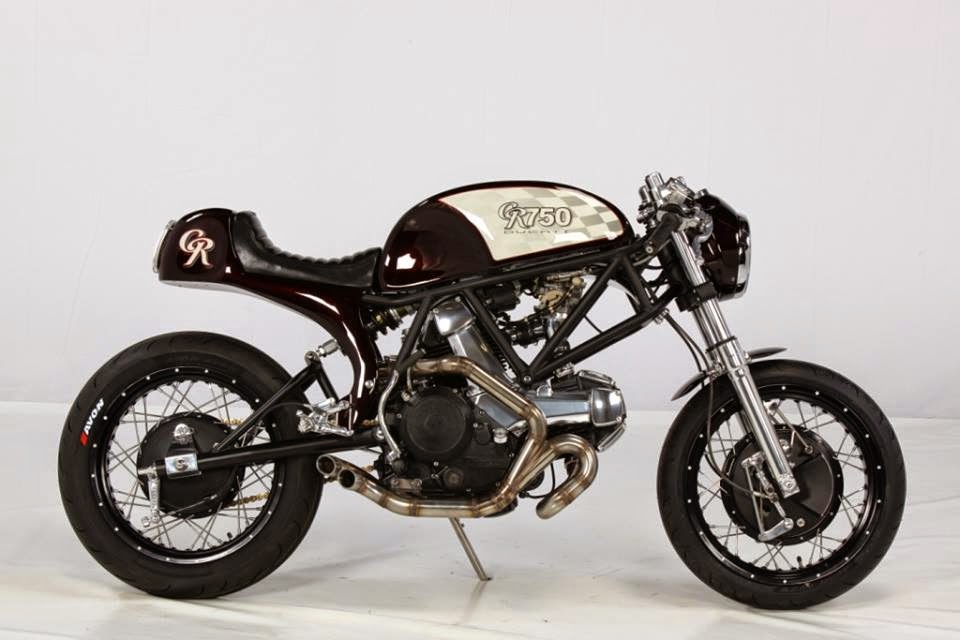 Crazy Racers scooped first place in the Cafe Racer class with “750 CR”