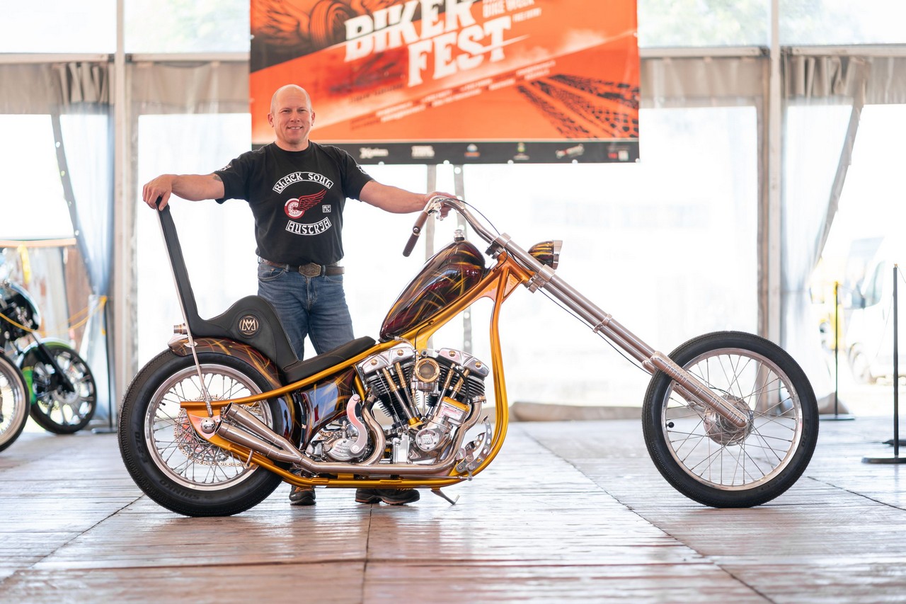 custom-bike-show-AMD-1