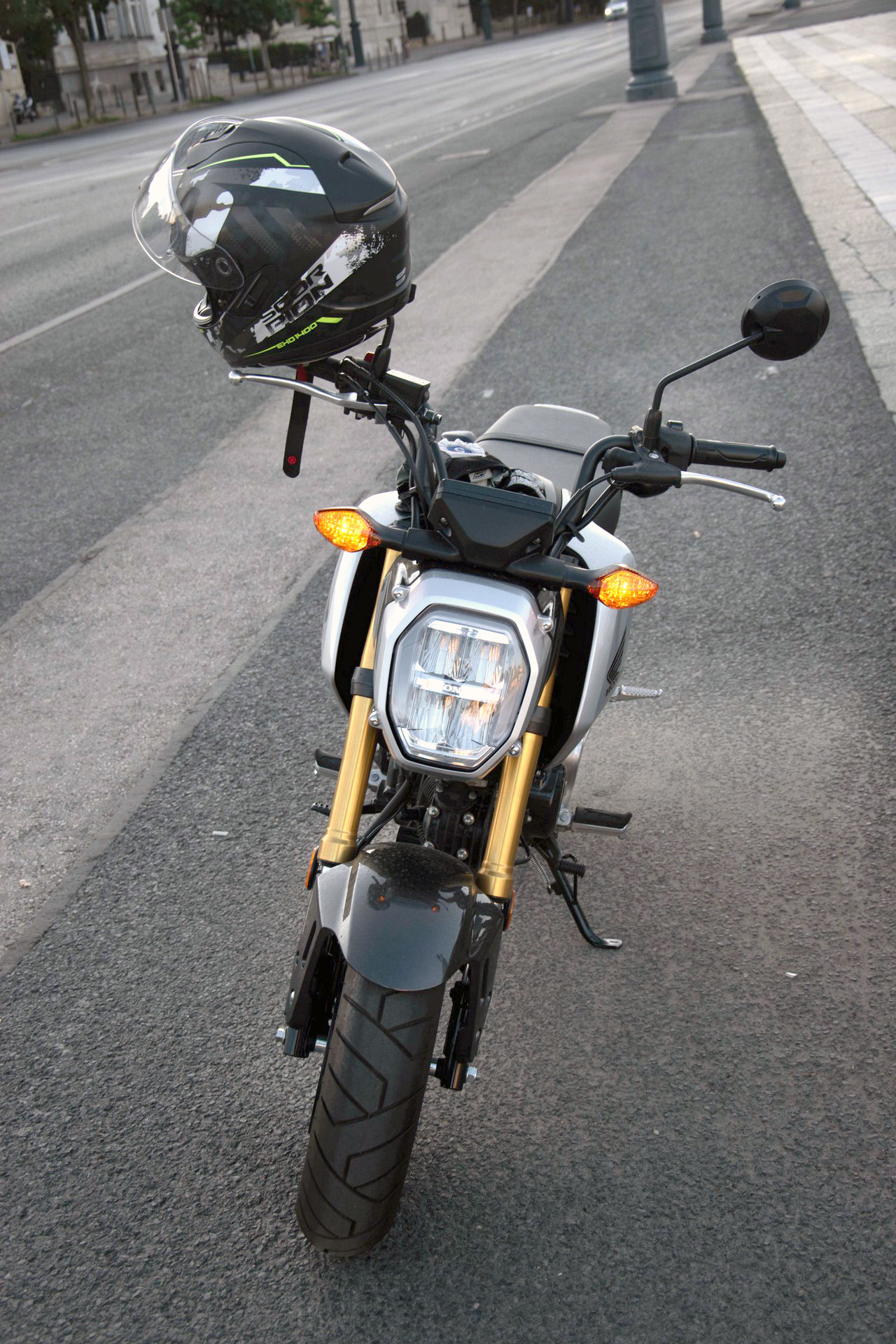 honda-msx125-grom-2021-15