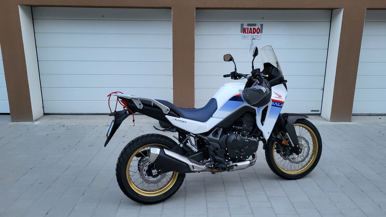 honda-xl750-transalp-2023-motortestt-04