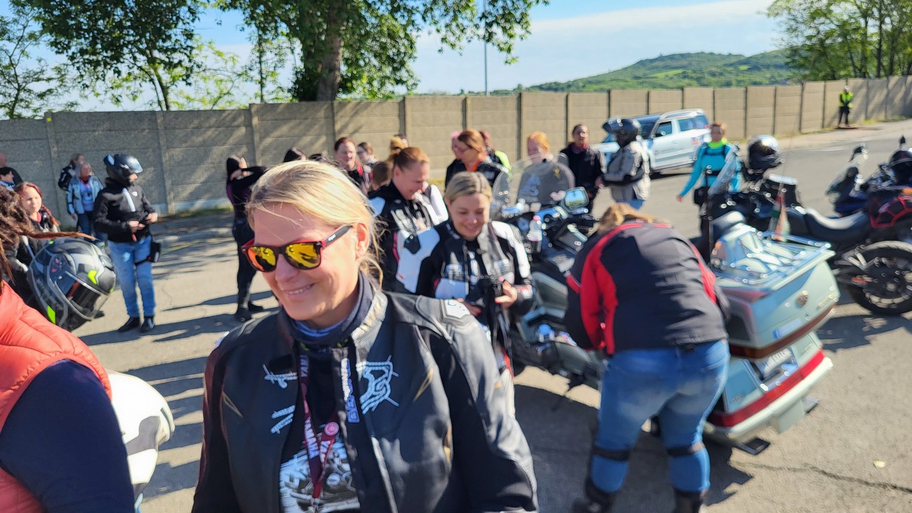 ingyenes-Vezetestechnikai-Trening-a-Hungaroring-Driving-Centerben-03.jpg