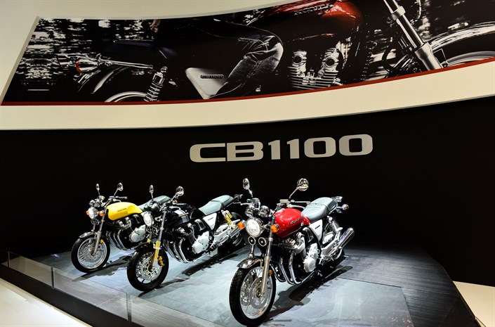 Intermot 2016 - 17YM CBR1000RR Fireblade SP/SP2 and 17YM CB1100 EX/RS