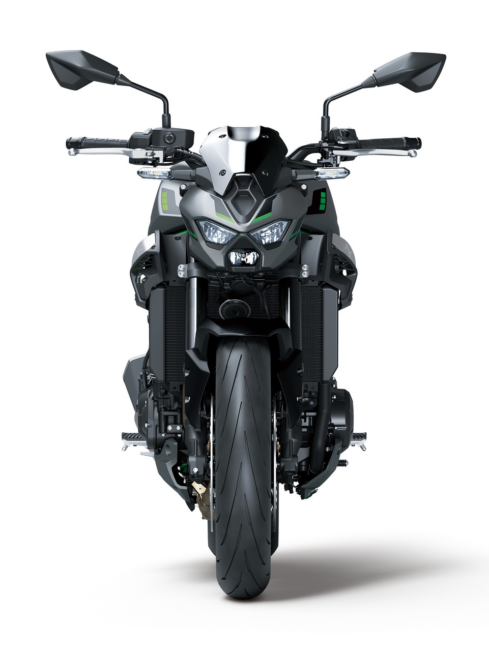 kawasaki-z900-2025-07.jpg