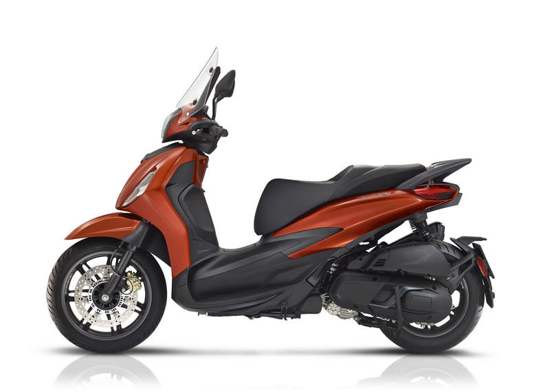 piaggio-beverly-hpe-400-S-2021-9