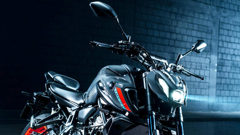 yamaha-mt-07-2021-16