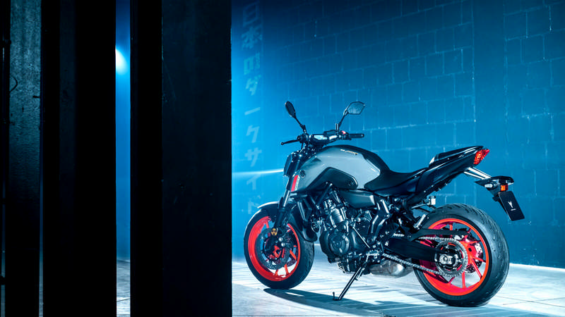 yamaha-mt-07-2021-25