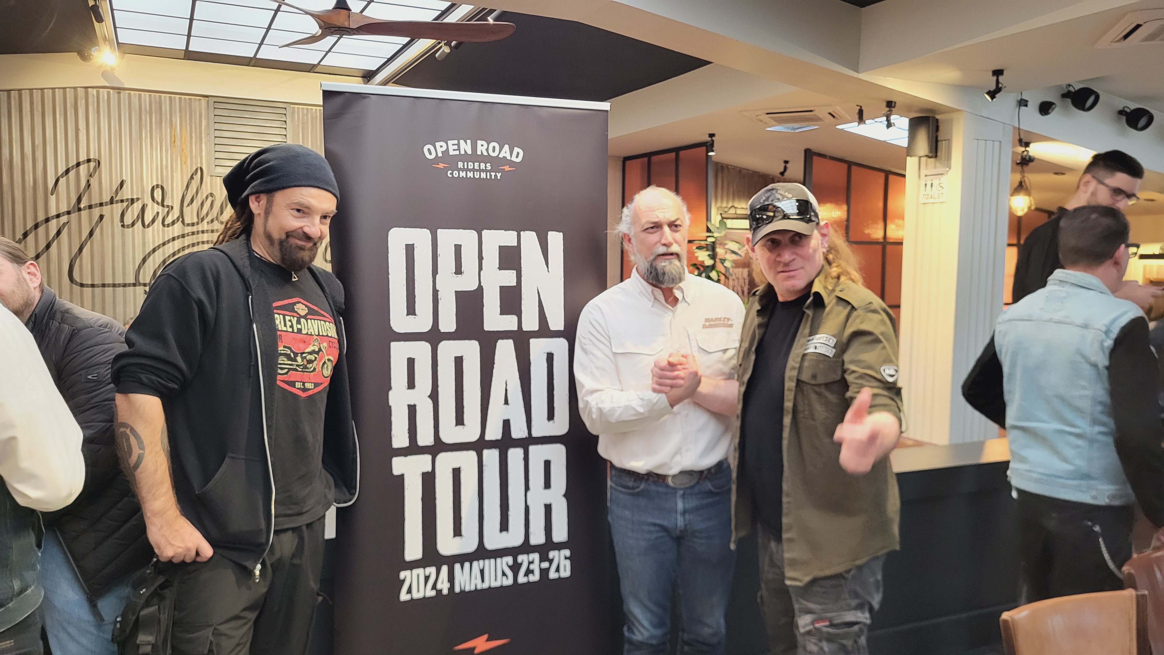 07-open-road-tour-sajtotajekoztato