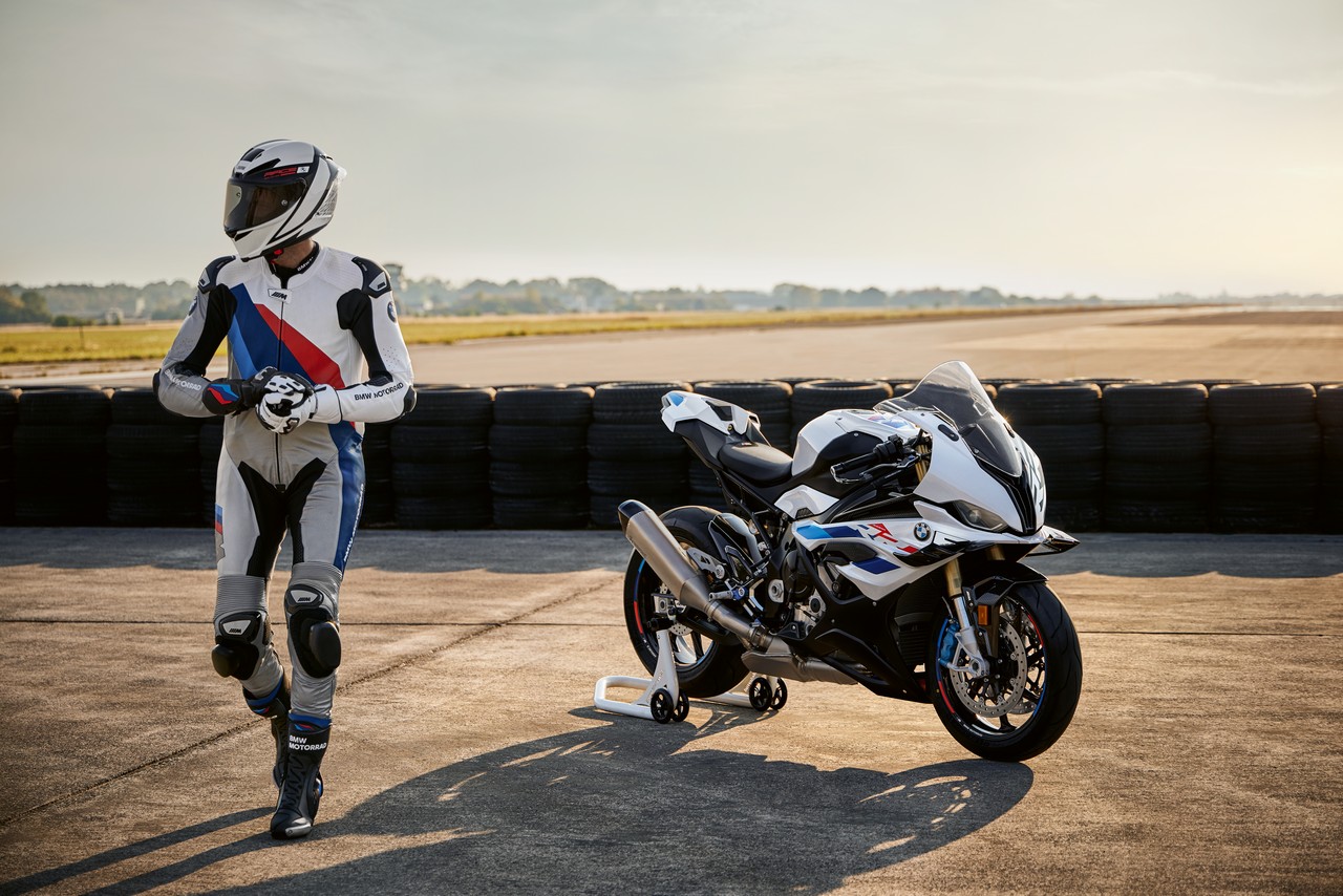 BMW-S1000RR-2023-46