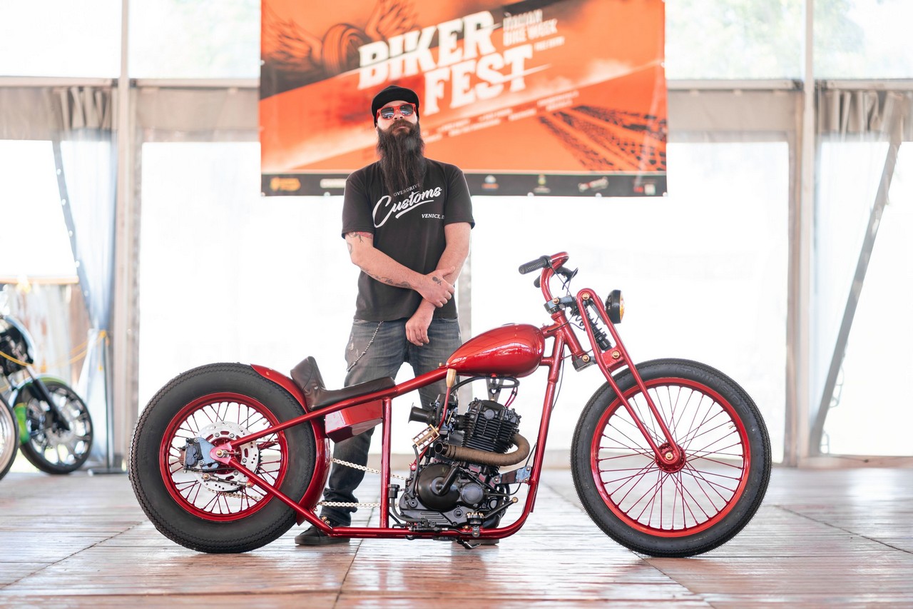 custom-bike-show-metric-1