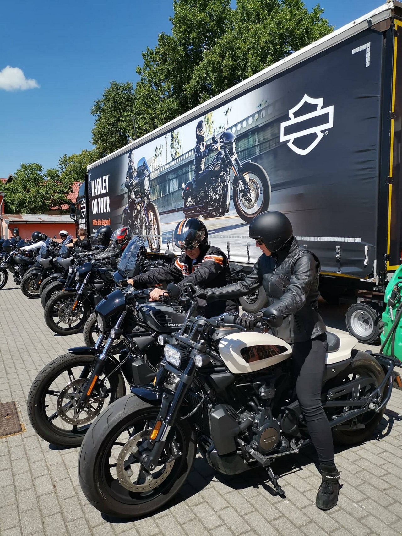 harley-on-tour-2022-nyiregyhaza-csajok-84