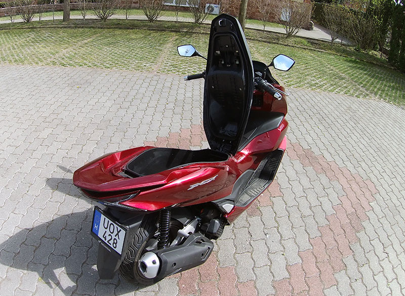 honda-pcx-125-2021-teszt-19