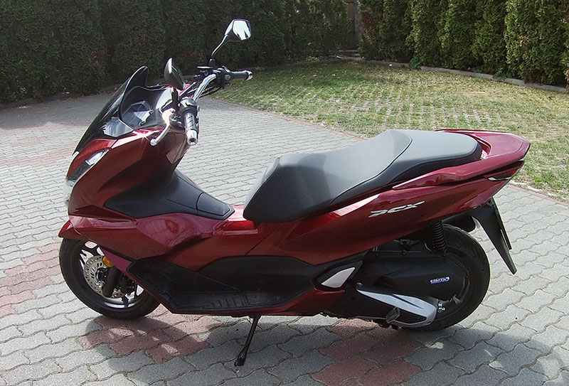 honda-pcx-125-2021-teszt-31