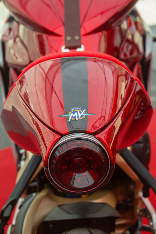 mva-agusta-superveloce-800-serie-oro-41