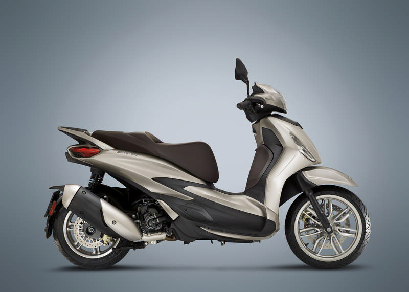 piaggio-beverly-hpe-300-2021-1