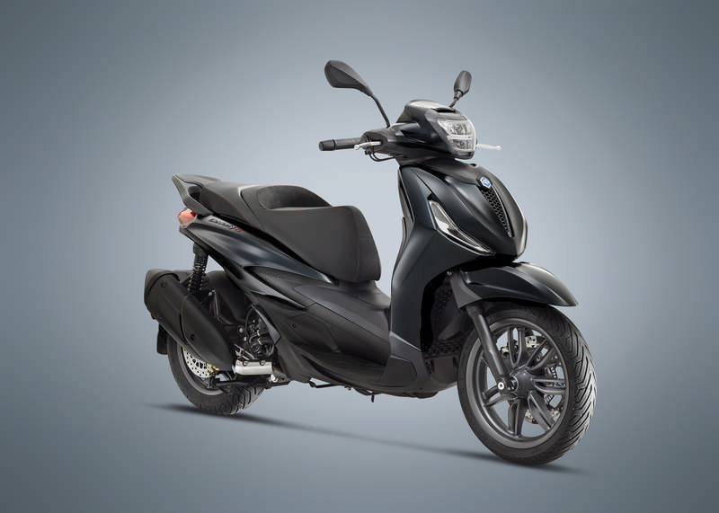 piaggio-beverly-hpe-300-S-2021-2