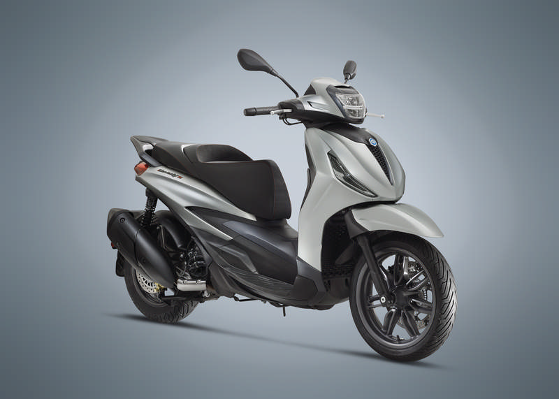 piaggio-beverly-hpe-300-S-2021-6