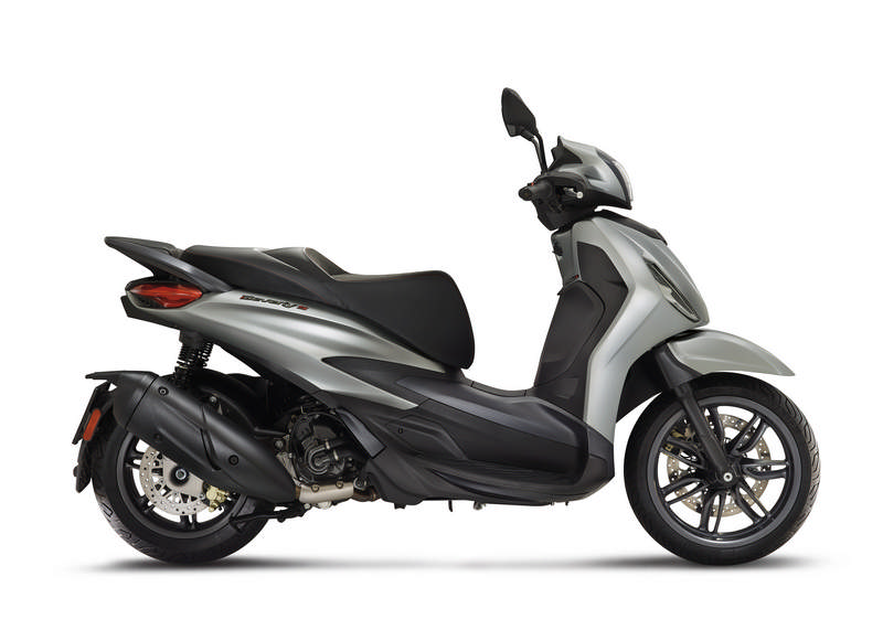 piaggio-beverly-hpe-300-S-2021-7