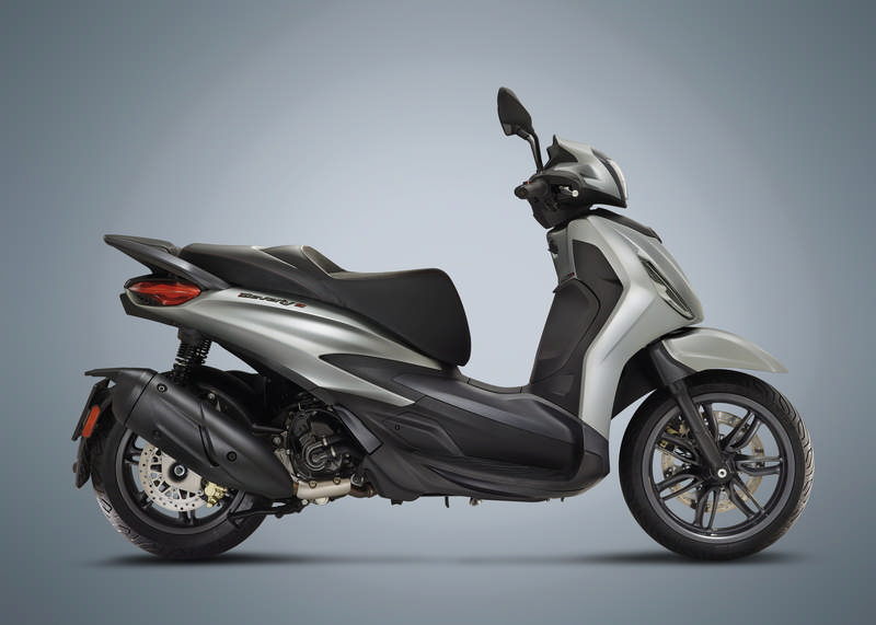 piaggio-beverly-hpe-300-S-2021-8