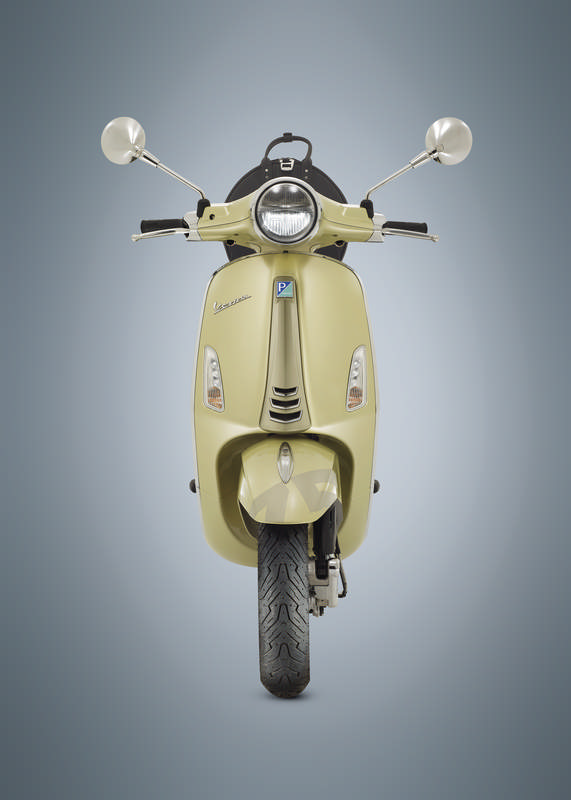 vespa-75-primavera-2021-4