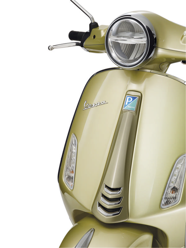 vespa-75-primavera-2021-8