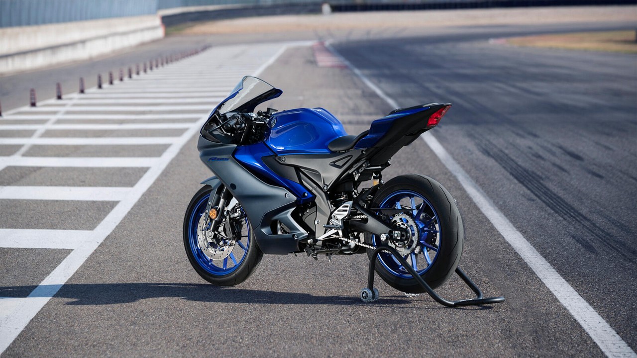 yamaha-yzf-r125-2023-31